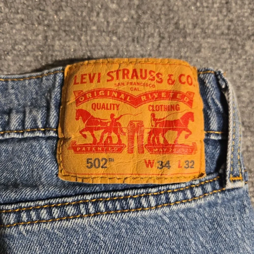 Levis levis 502